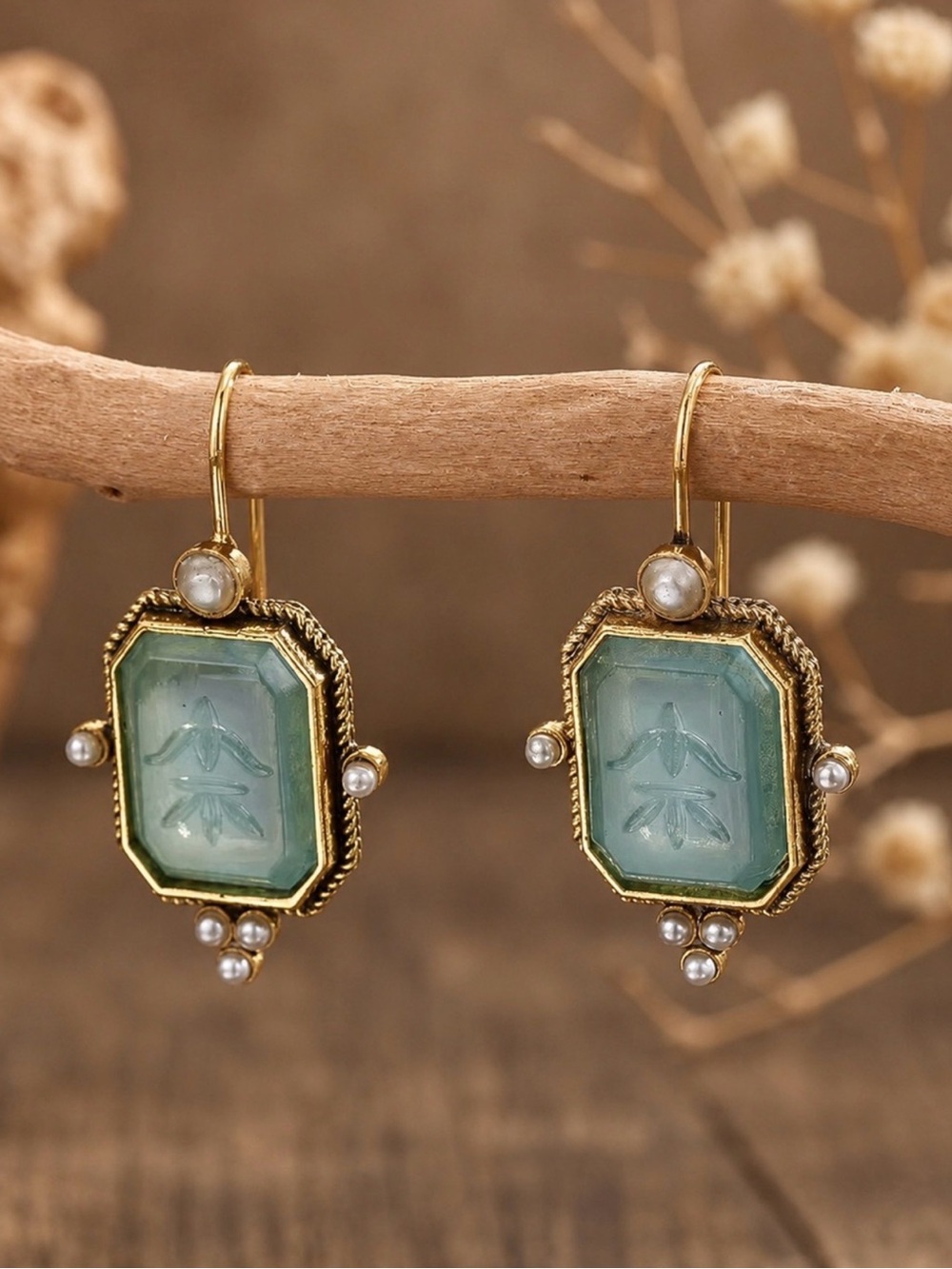 Vintage Gold and Pearl Drop earrings